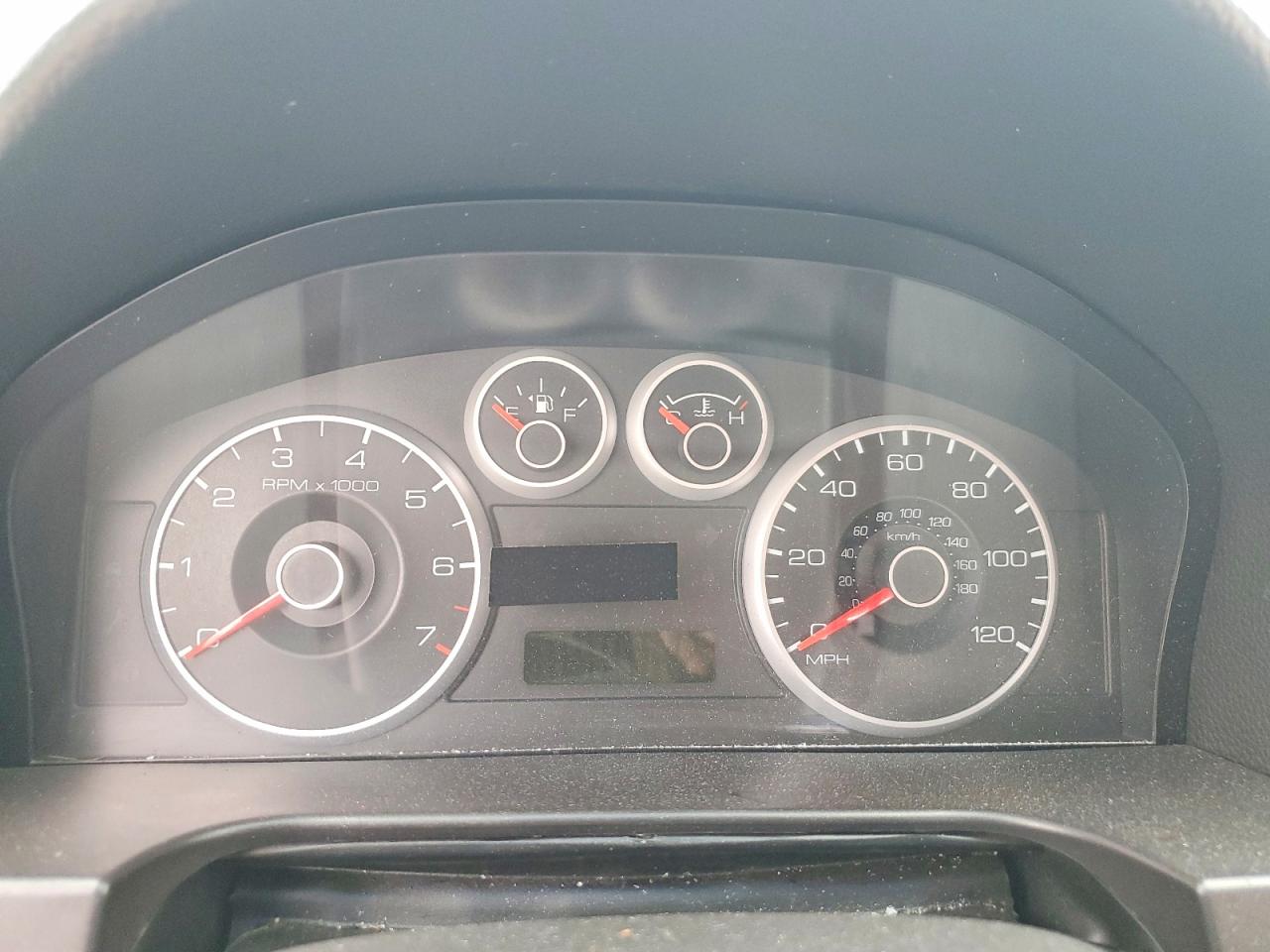 2009 FORD FUSION SE photo 9