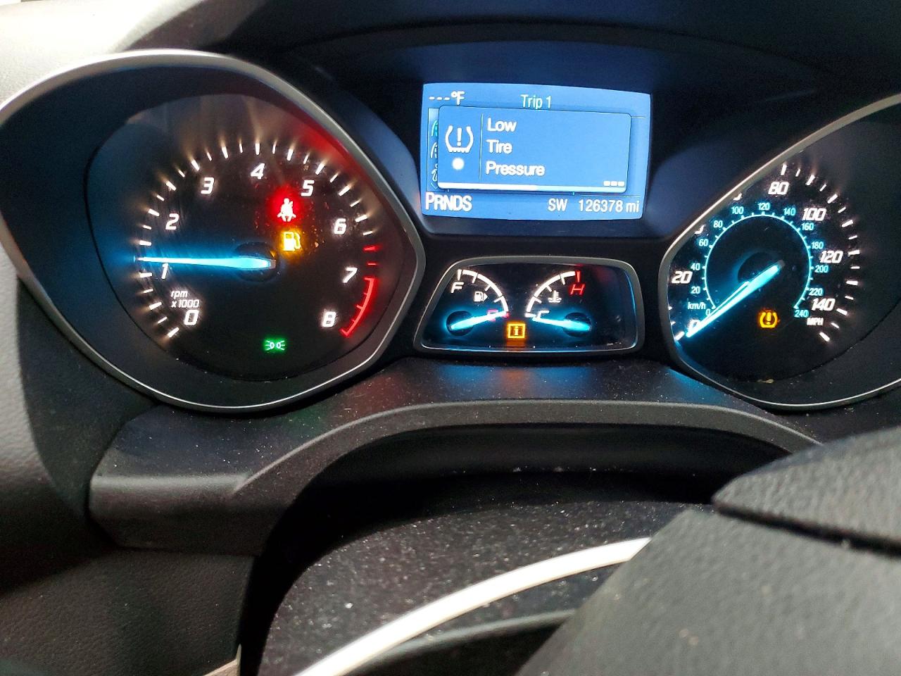 2015 FORD ESCAPE SE photo 17