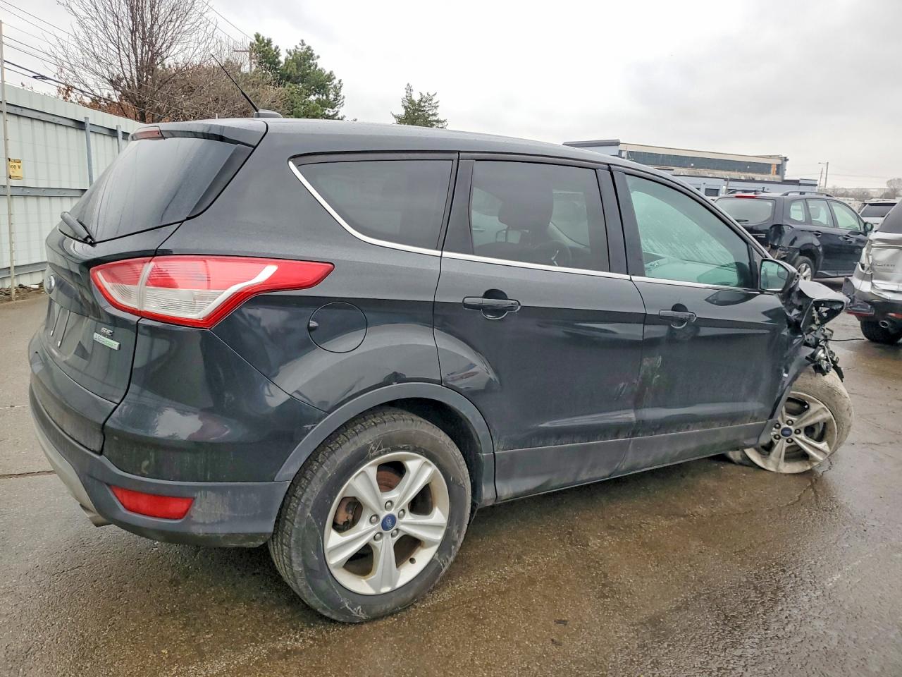 2015 FORD ESCAPE SE photo 5