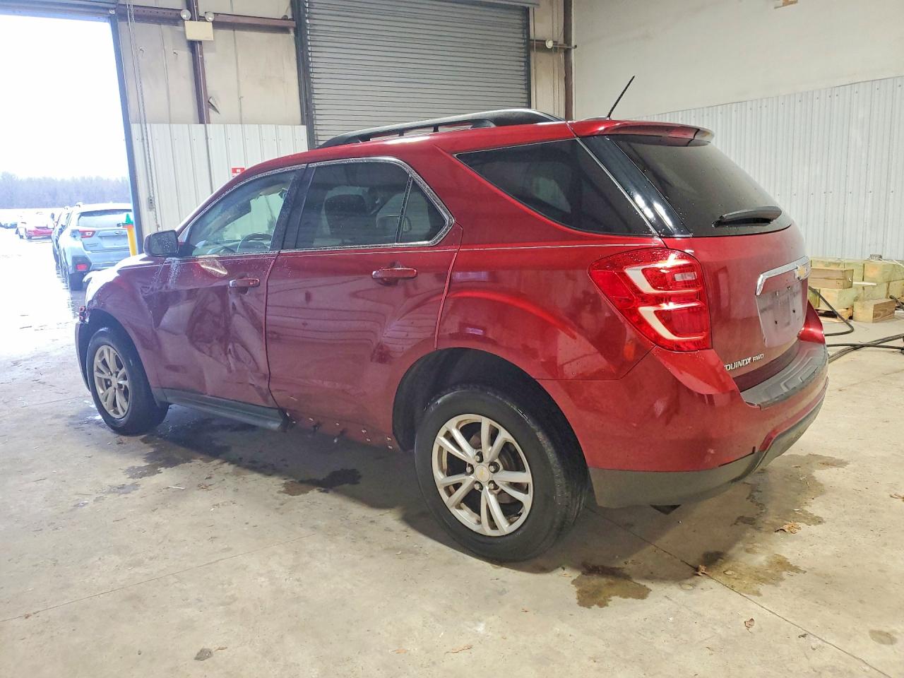 2017 CHEVROLET EQUINOX LT photo 2