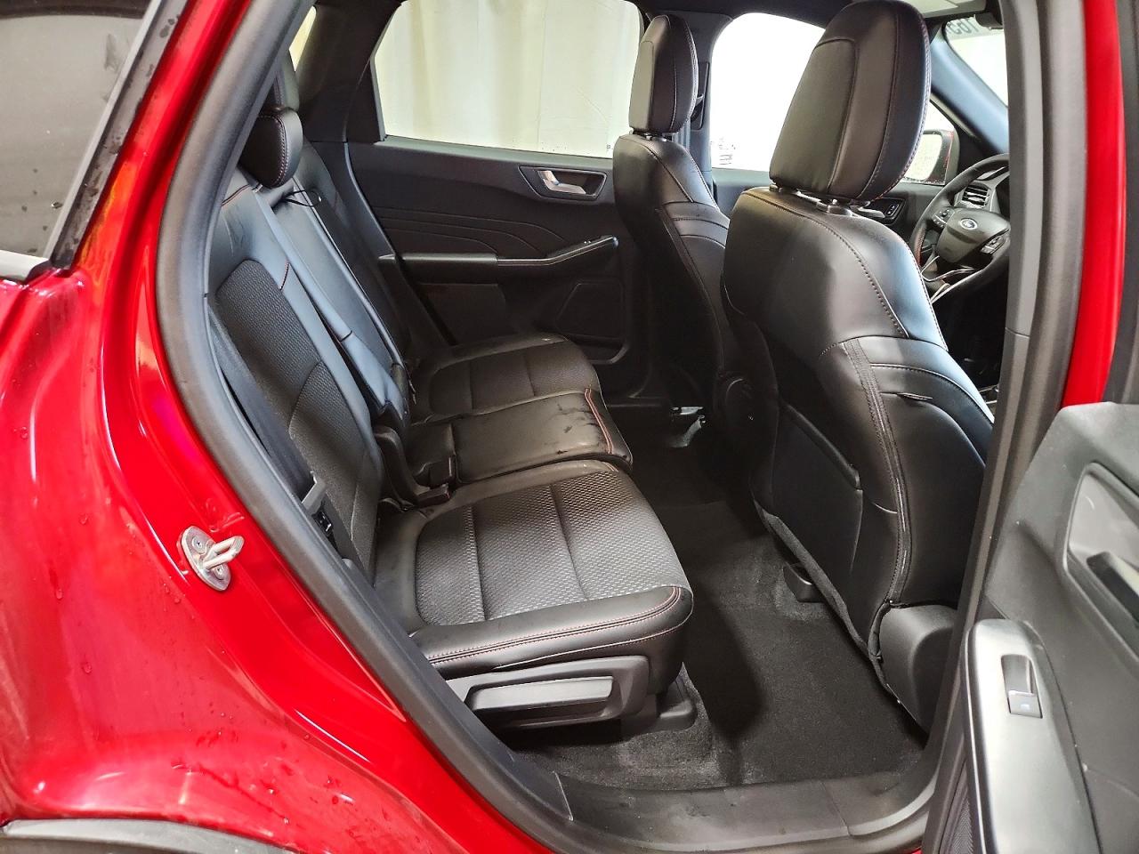 2025 FORD ESCAPE ST LINE SELECT photo 31