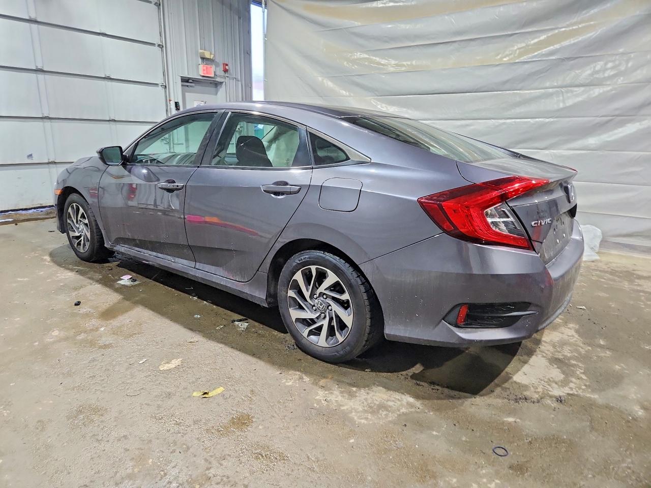 2016 HONDA CIVIC EX photo 2