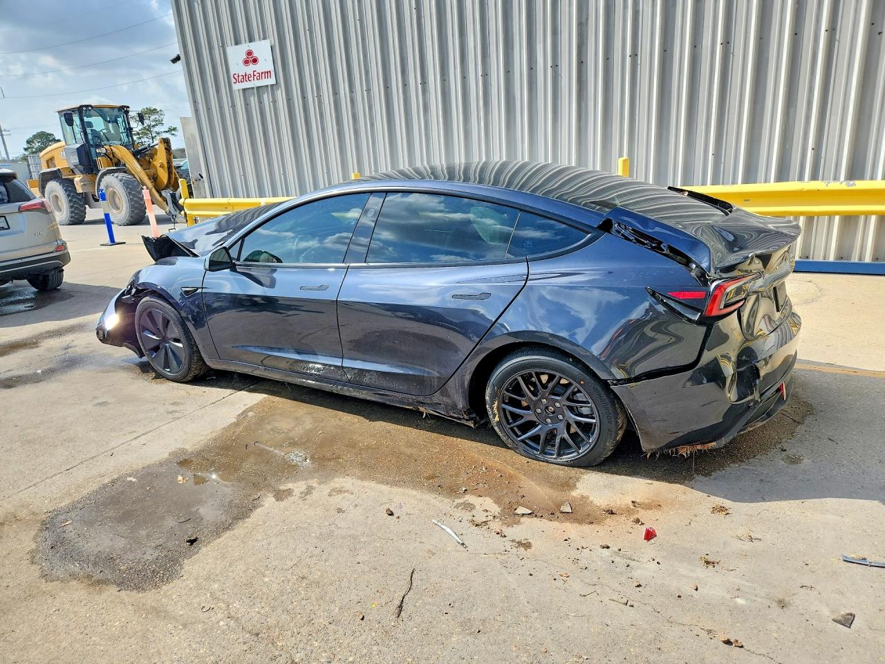 2024 TESLA MODEL 3 photo 3