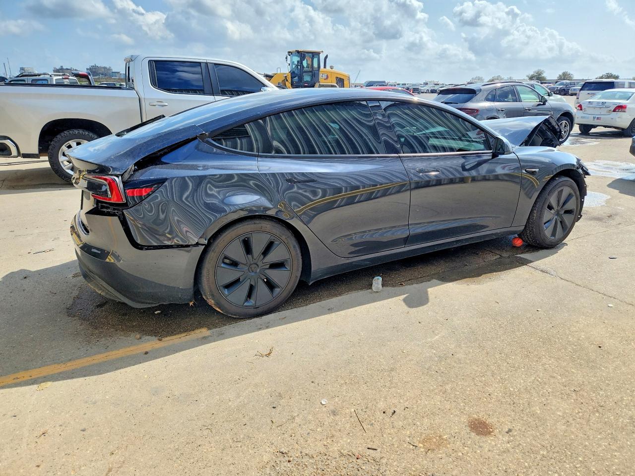 2024 TESLA MODEL 3 photo 5