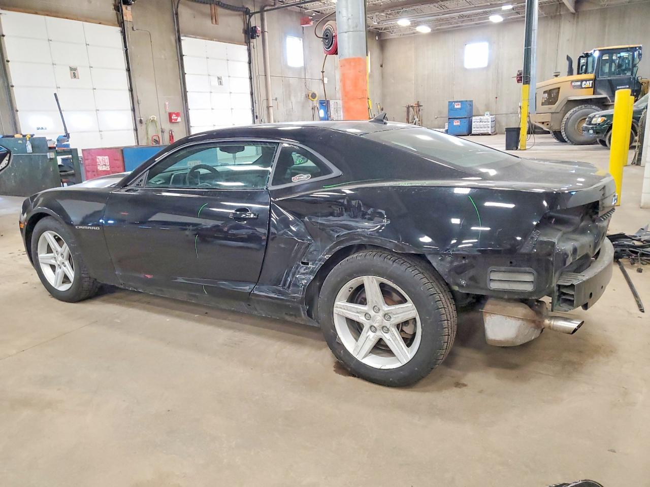 2011 CHEVROLET CAMARO LS photo 3