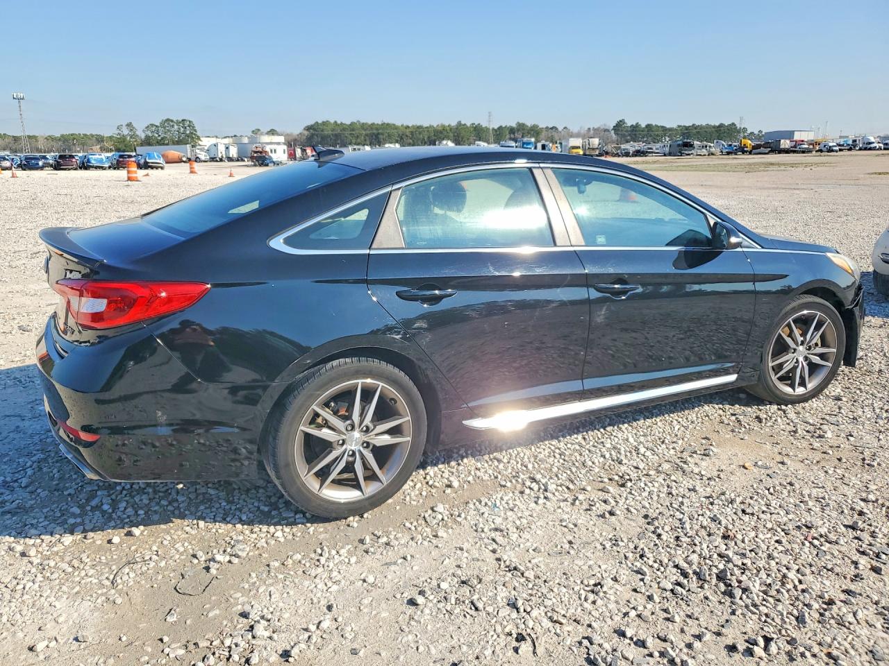 2017 HYUNDAI SONATA SPORT 2.0T photo 3