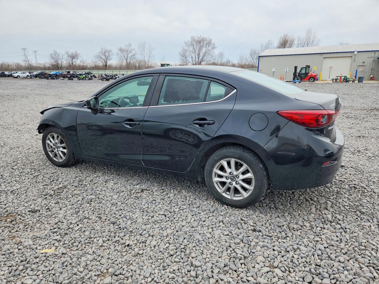 2017 MAZDA 3 SPORT photo 2