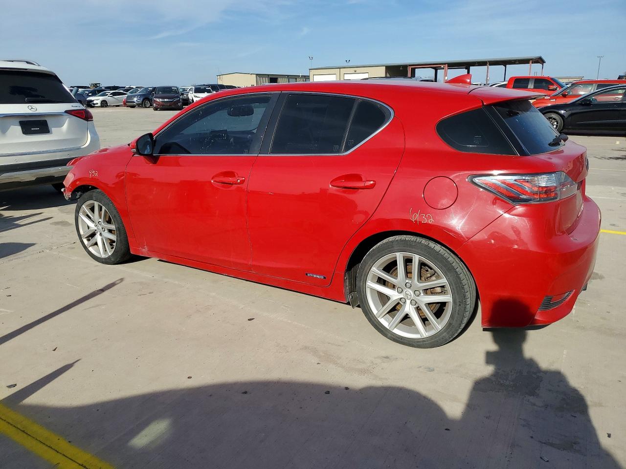2017 LEXUS CT 200 photo 2