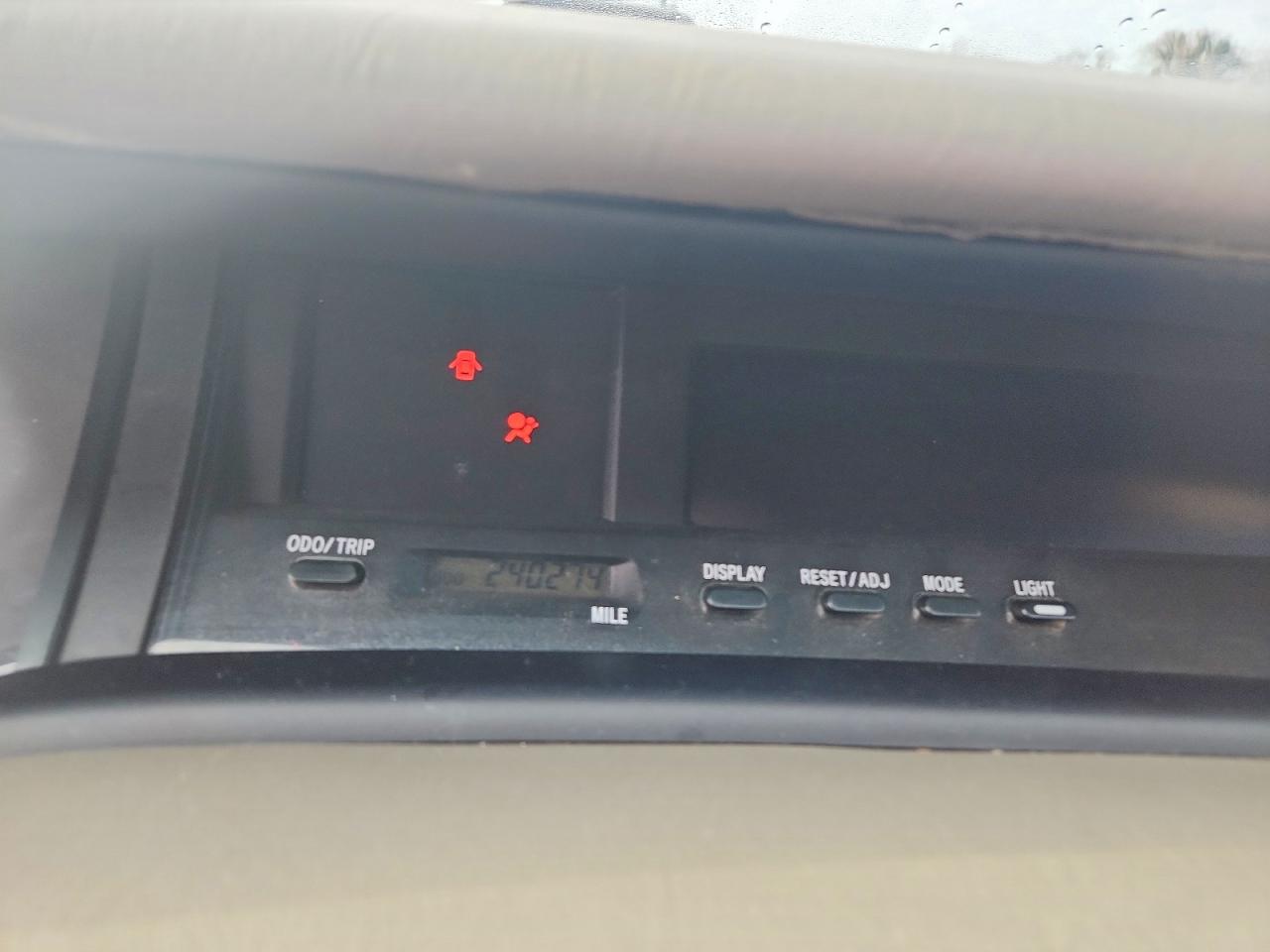 2002 TOYOTA AVALON XL photo 17