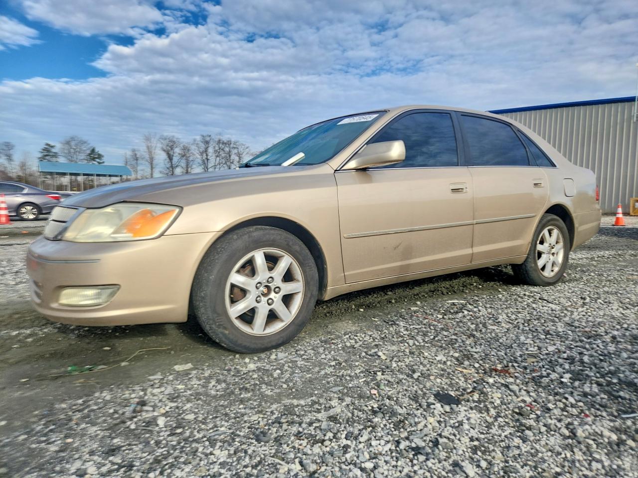 2002 TOYOTA AVALON