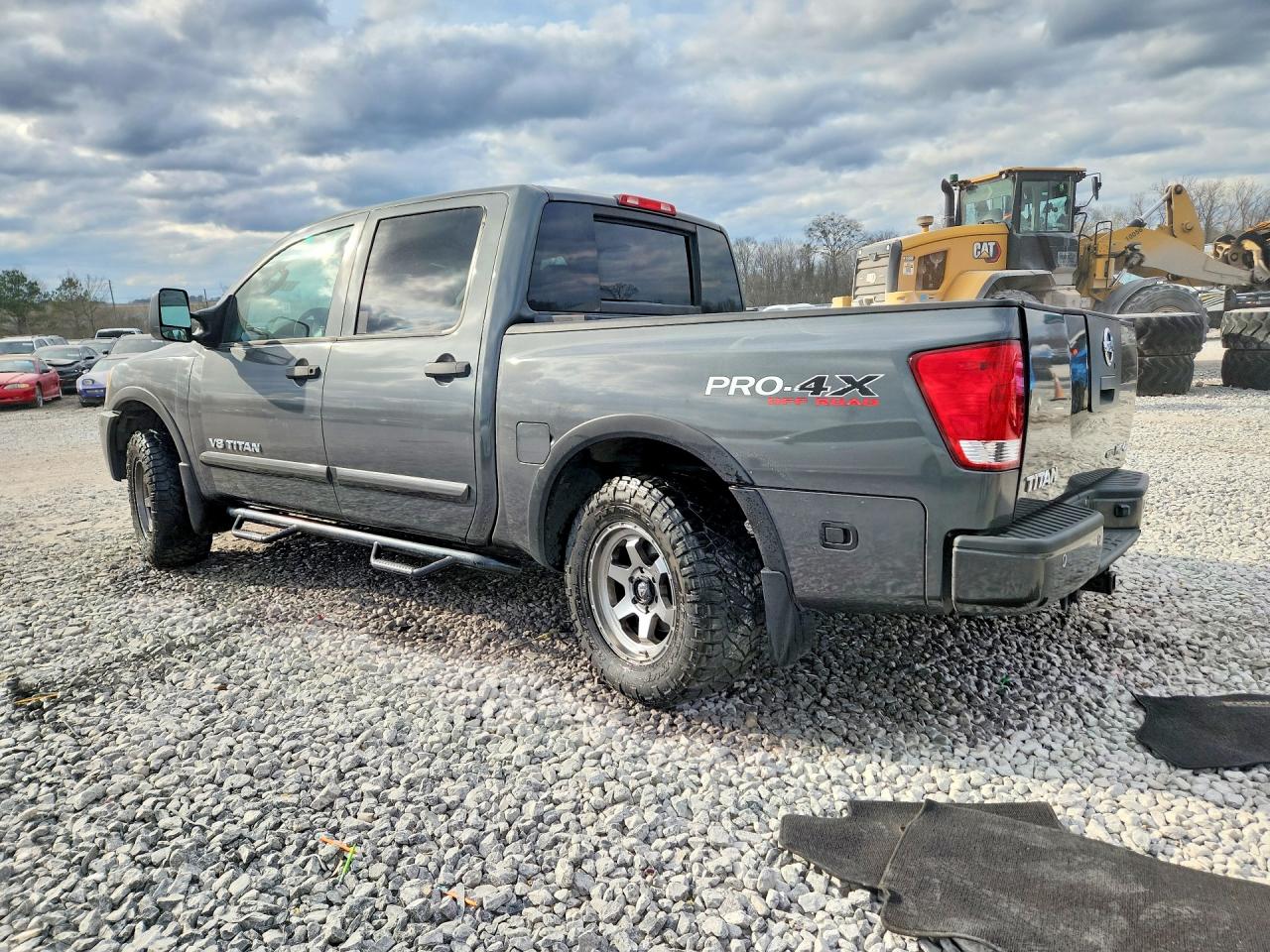 2011 NISSAN TITAN SV photo 3