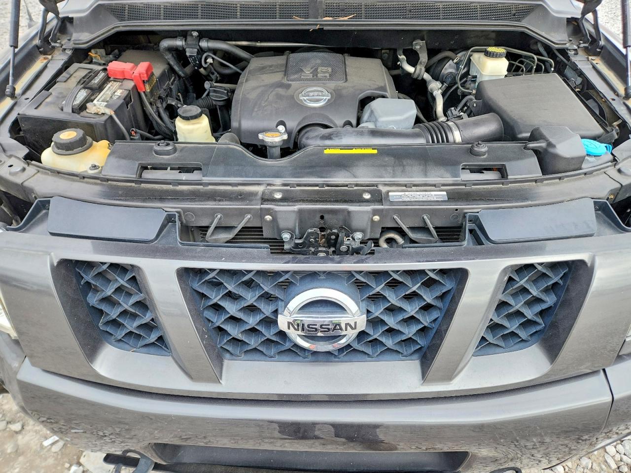 2011 NISSAN TITAN SV photo 21