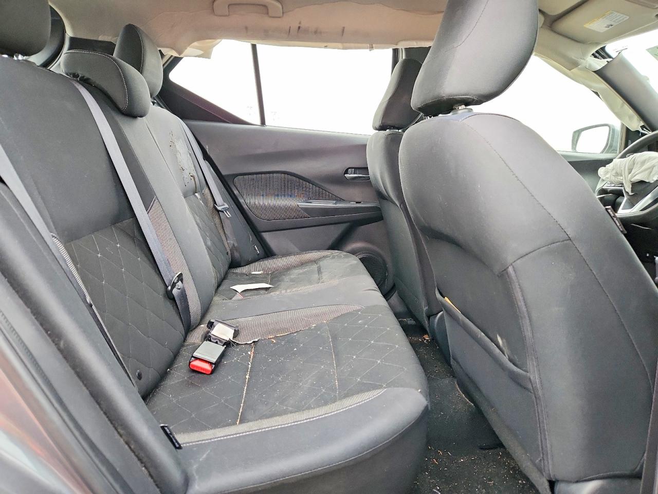 2020 NISSAN KICKS SV photo 19
