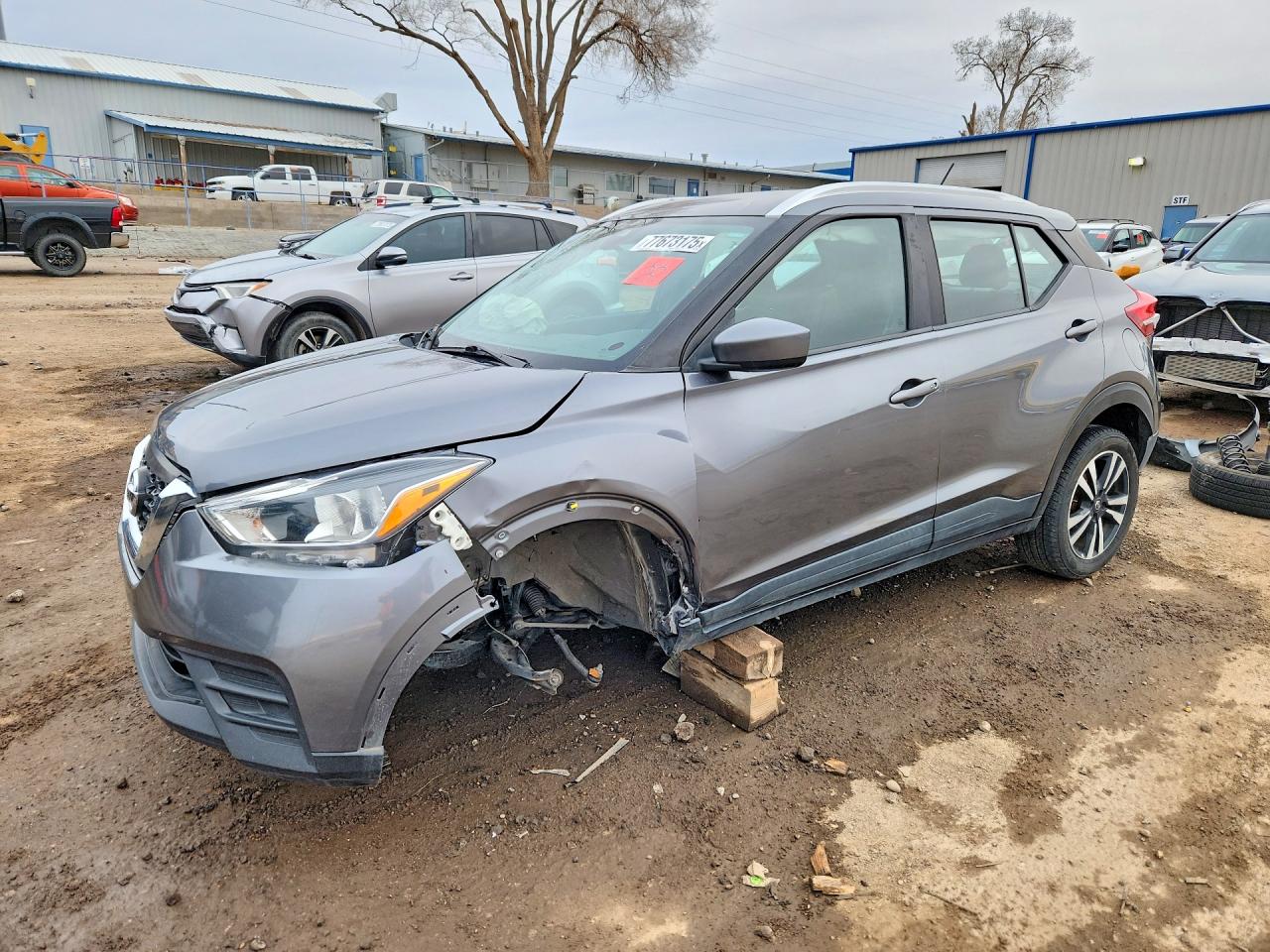 2020 NISSAN KICKS