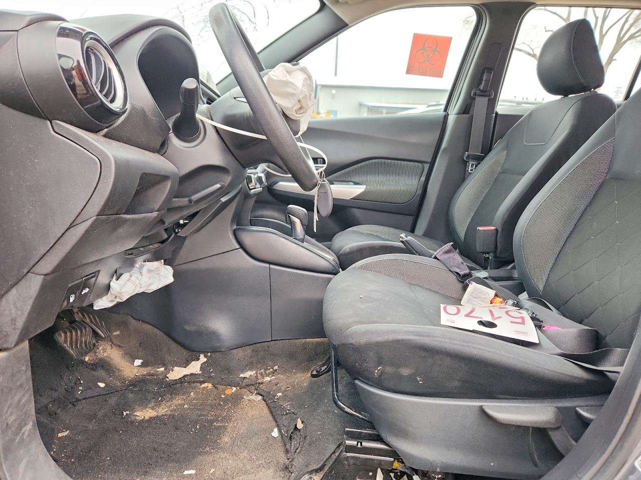 2020 NISSAN KICKS SV photo 13