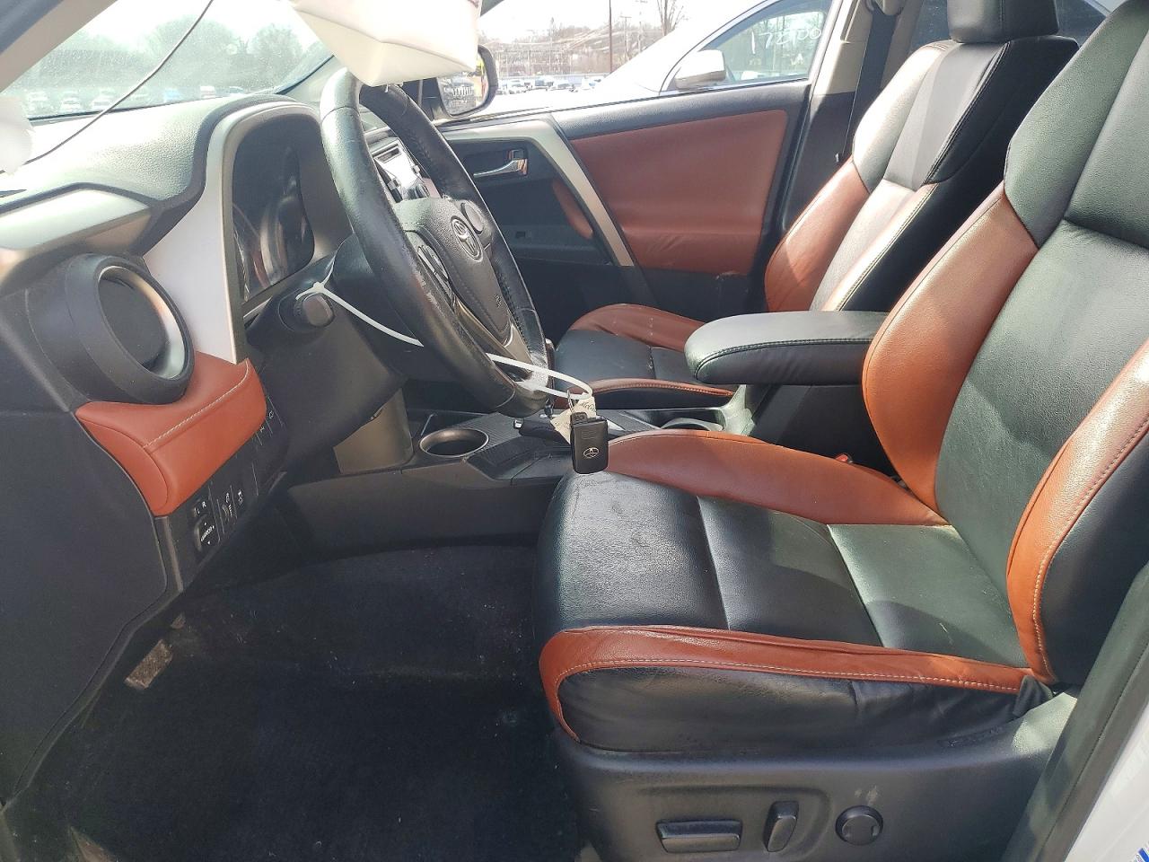 2014 TOYOTA RAV4 LIMITED photo 13