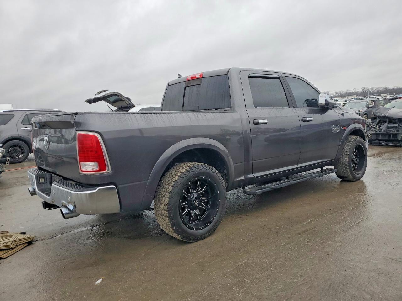 2016 RAM 1500 LONGHORN photo 3