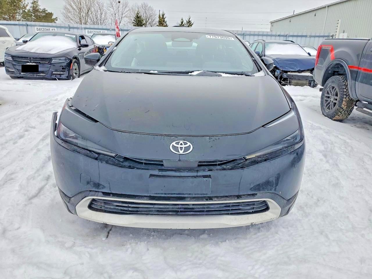 2025 TOYOTA PRIUS SE photo 5