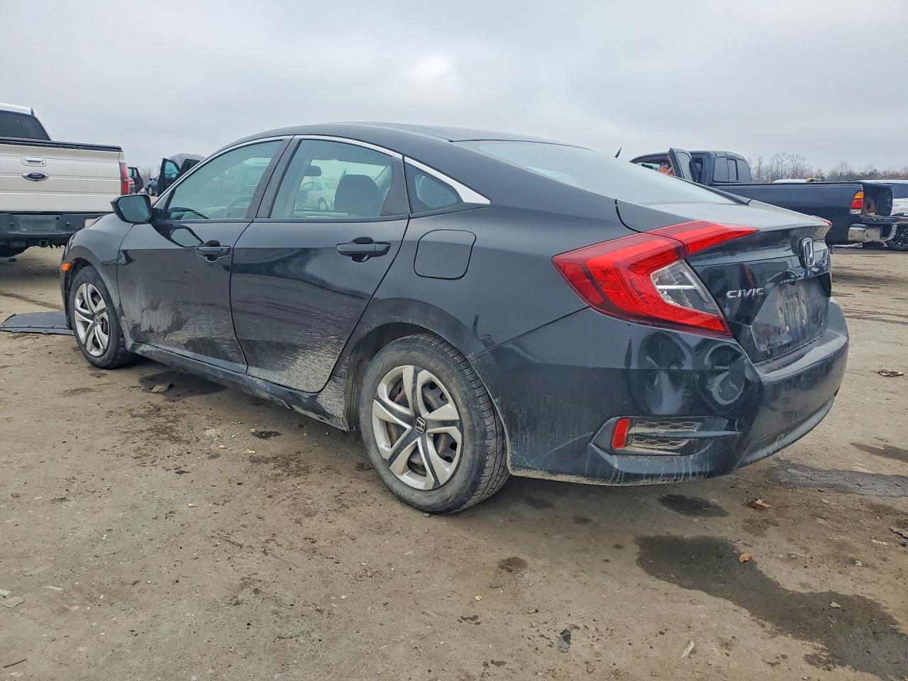 2017 HONDA CIVIC LX photo 3