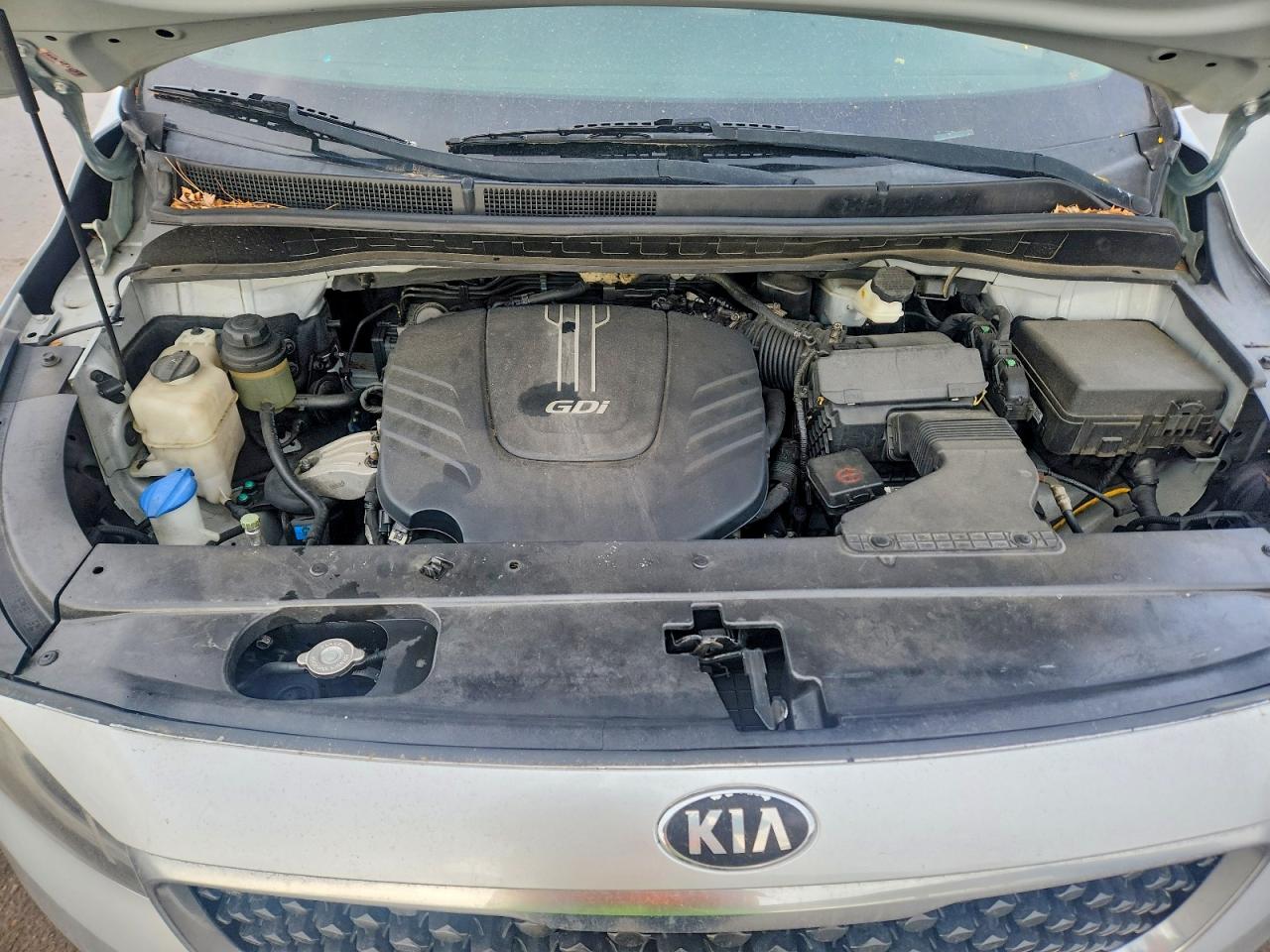 2016 KIA SEDONA L photo 23