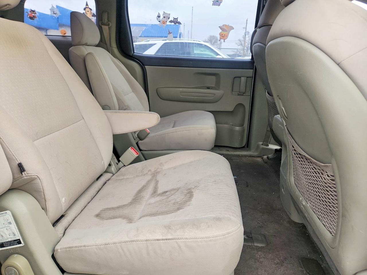 2016 KIA SEDONA L photo 21