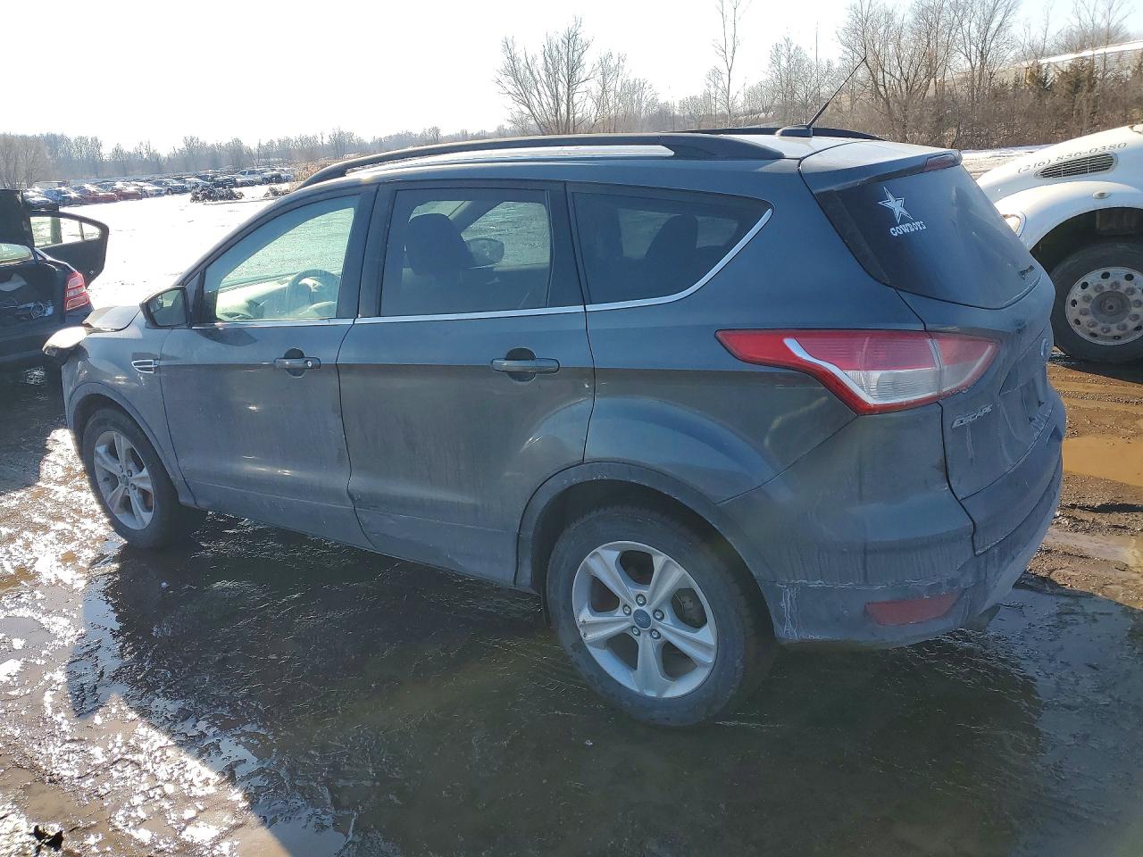 2016 FORD ESCAPE SE photo 2