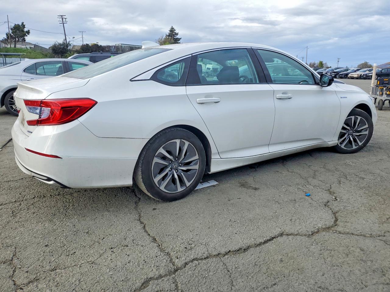 2020 HONDA ACCORD HYBRID photo 5