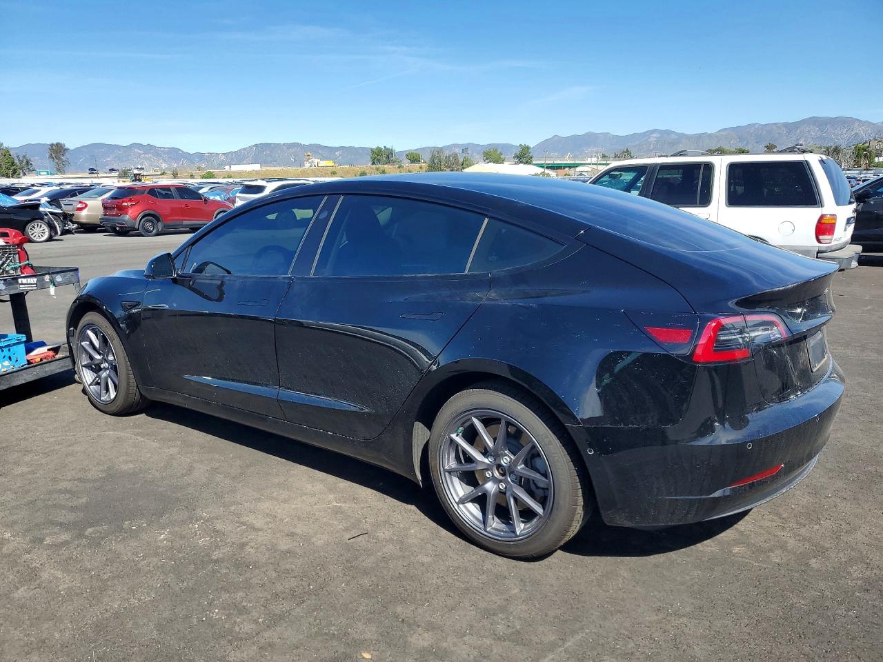 2022 TESLA MODEL 3 photo 3