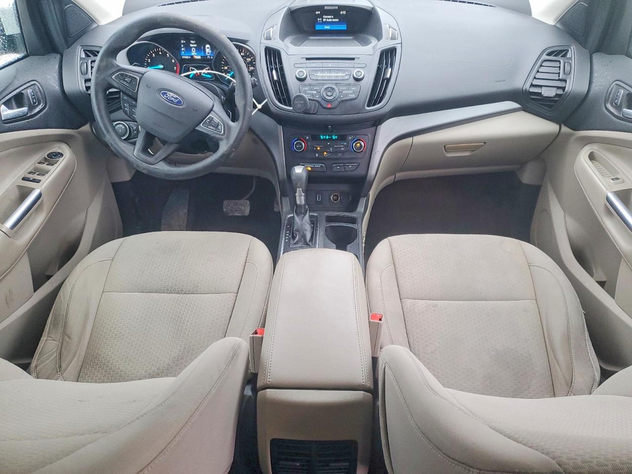 2017 FORD ESCAPE SE photo 8