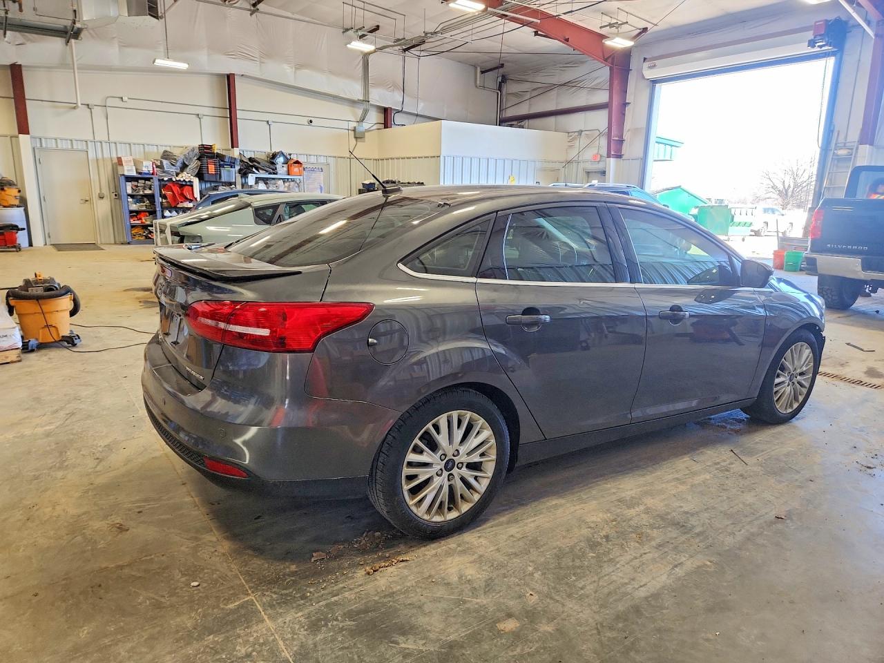 2018 FORD FOCUS TITANIUM photo 5