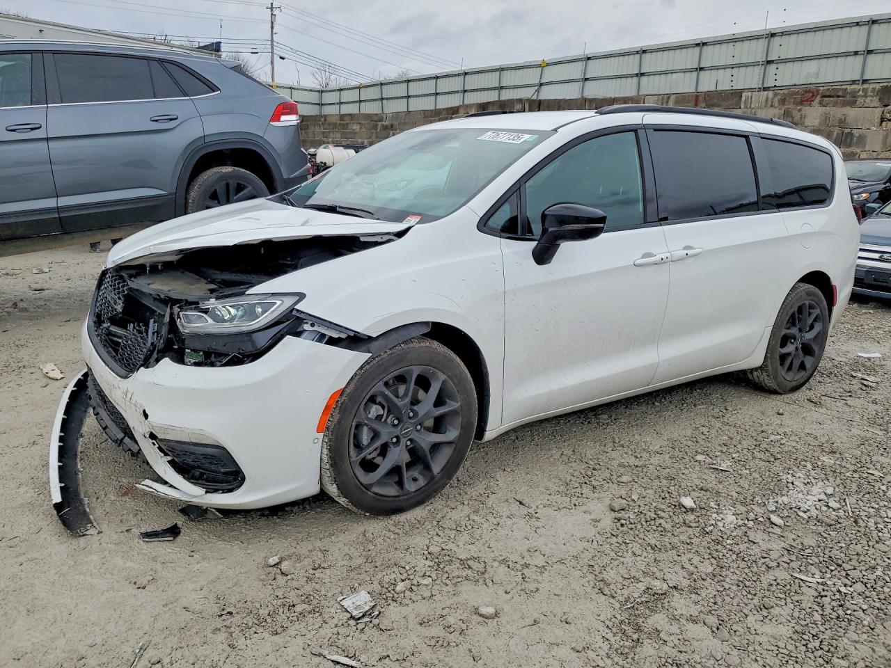 2024 CHRYSLER PACIFICA