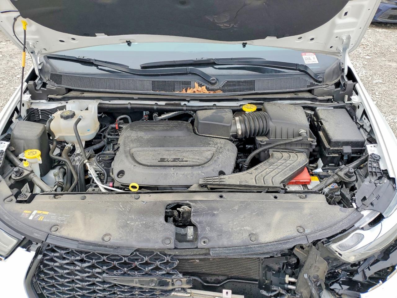 2024 CHRYSLER PACIFICA TOURING L photo 12