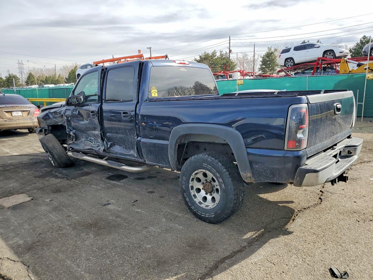 2005 CHEVROLET SILVERADO K2500 HEAVY DUTY photo 3