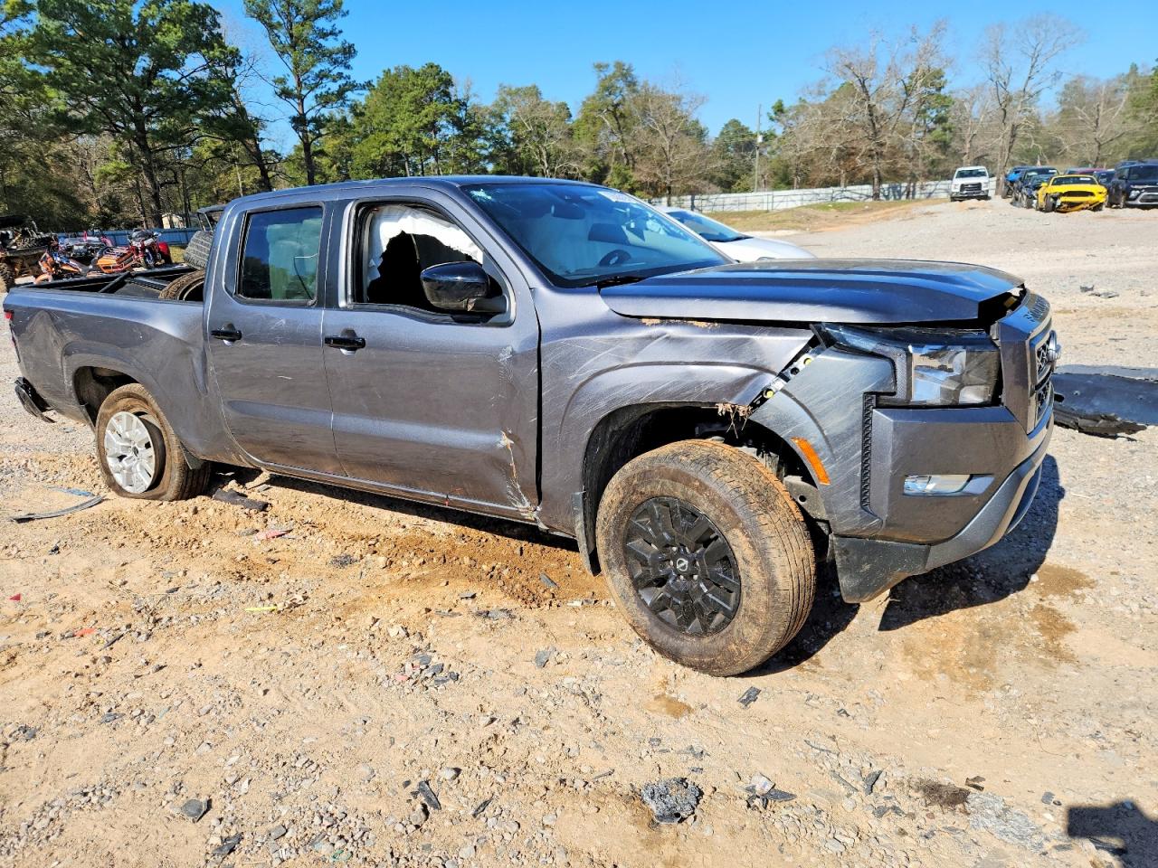 2024 NISSAN FRONTIER SV photo 10