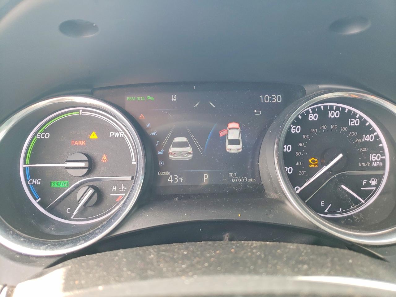2019 TOYOTA CAMRY HYBRID photo 17