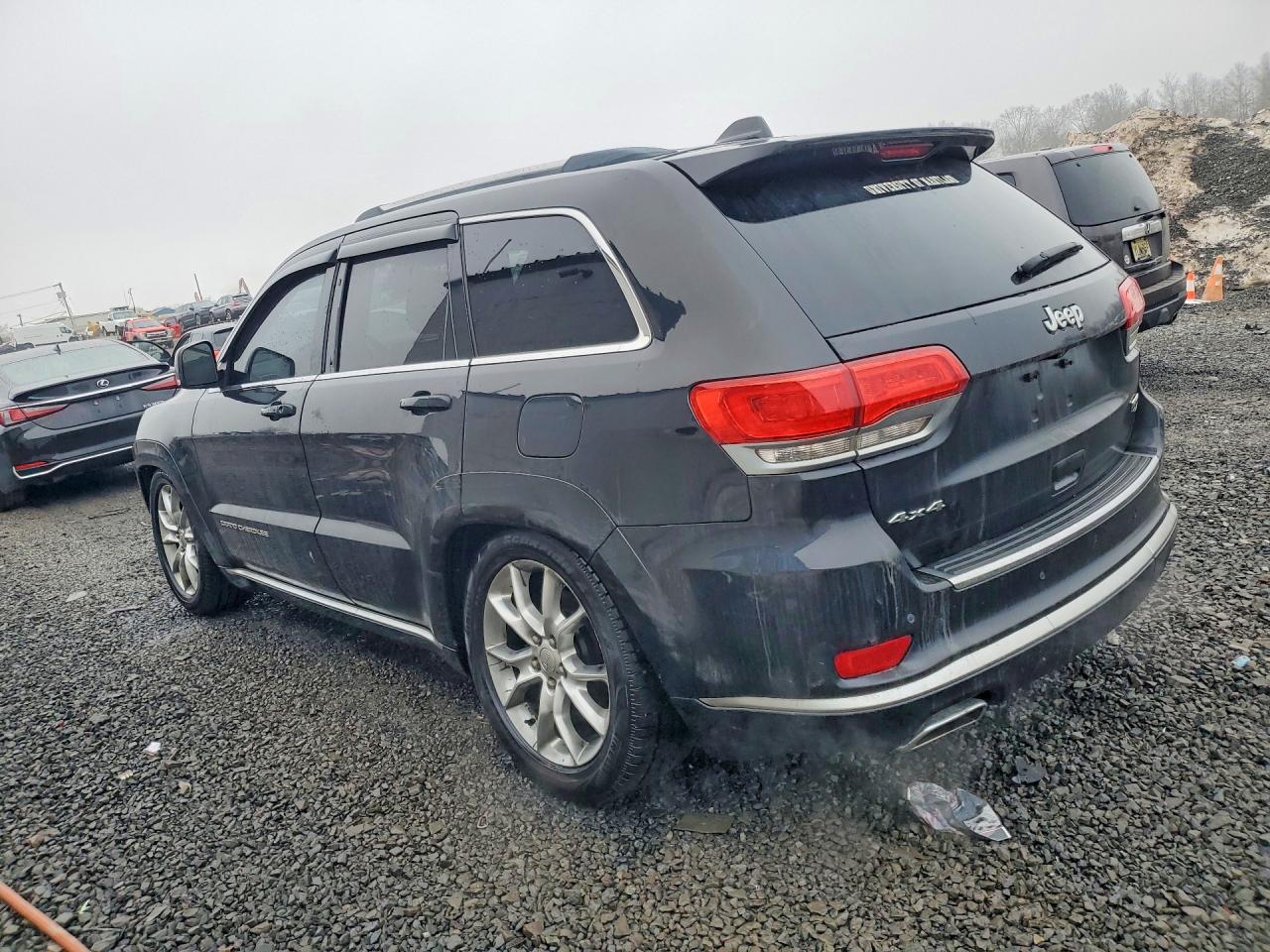 2015 JEEP GRAND CHEROKEE SUMMIT photo 4