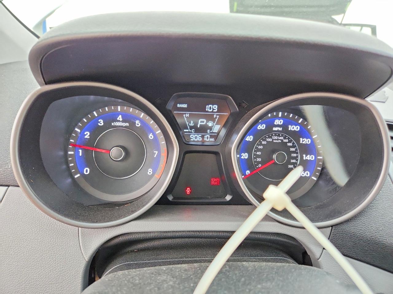 2016 HYUNDAI ELANTRA SE photo 25