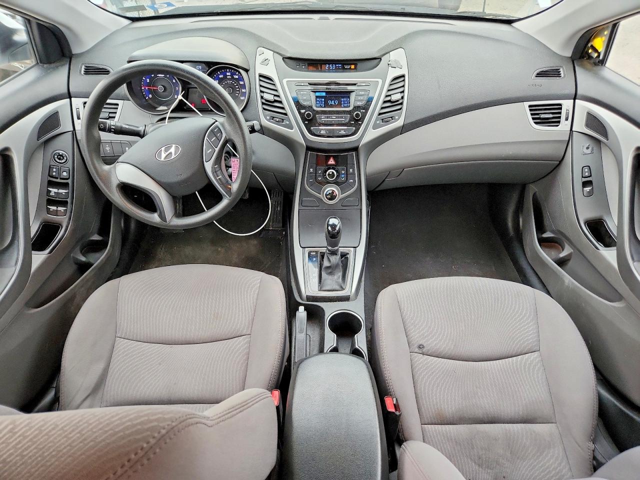 2016 HYUNDAI ELANTRA SE photo 22