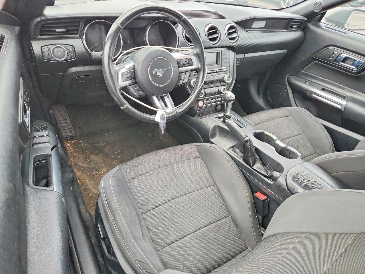 2016 FORD MUSTANG photo 15