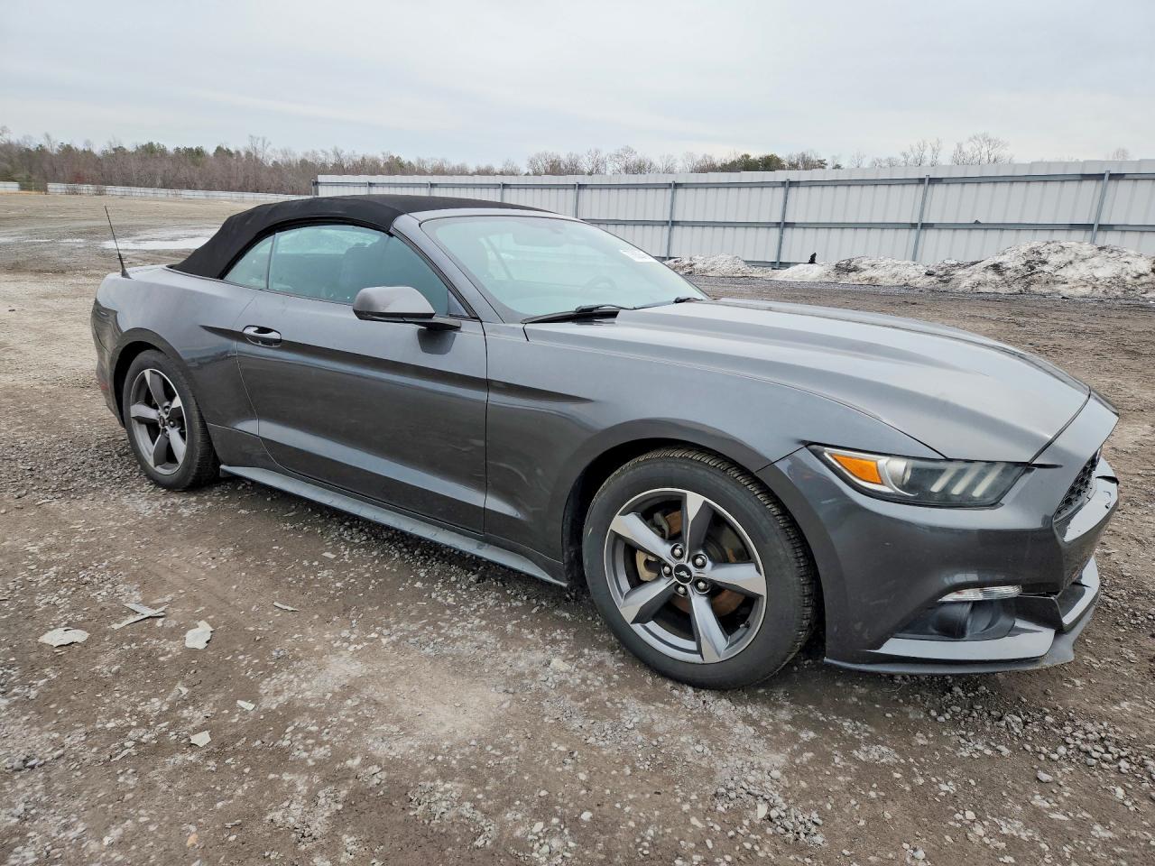 2016 FORD MUSTANG photo 7