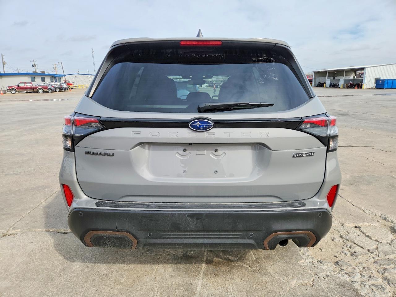 2025 SUBARU FORESTER SPORT photo 6
