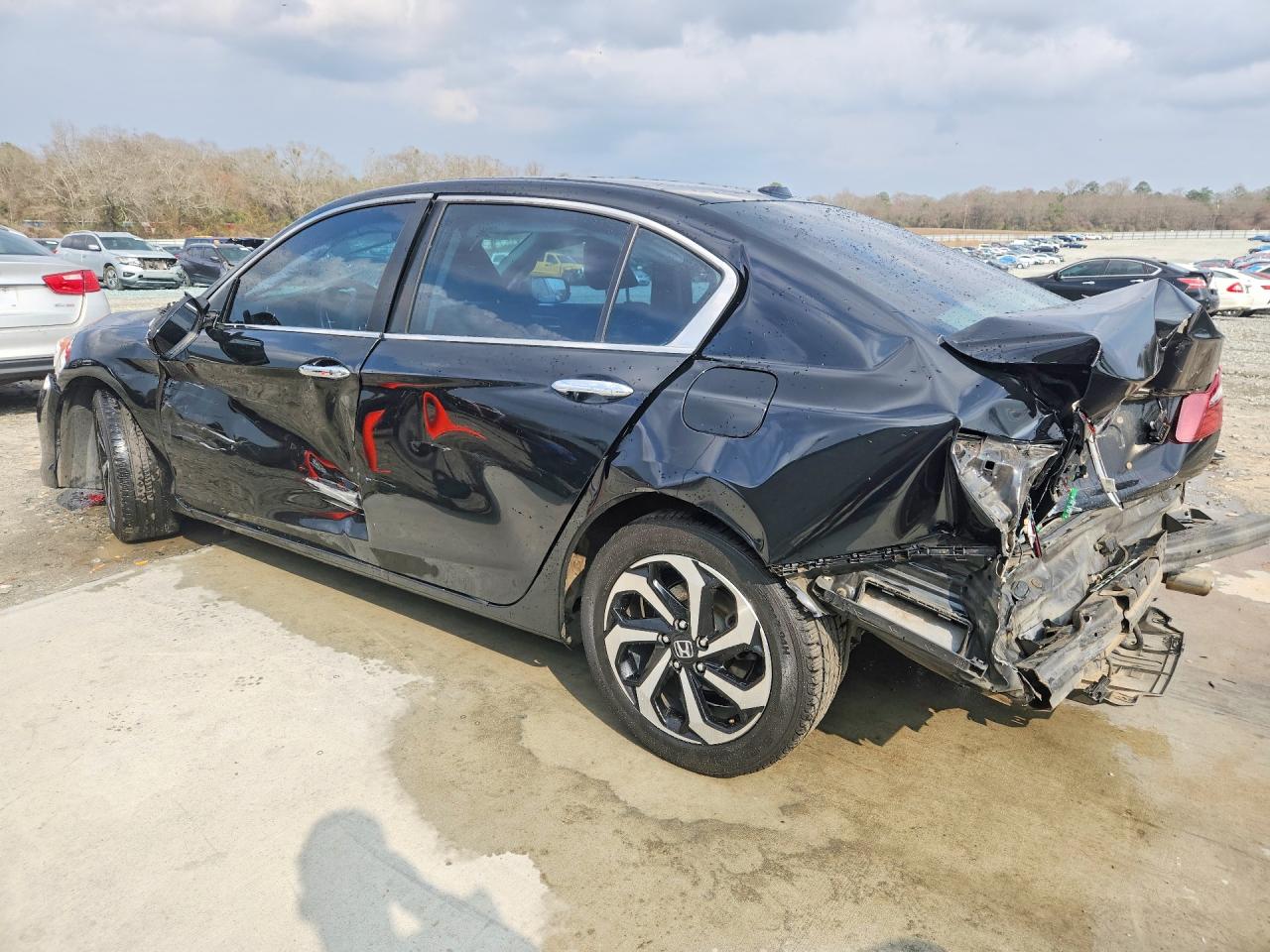 2017 HONDA ACCORD EX photo 3