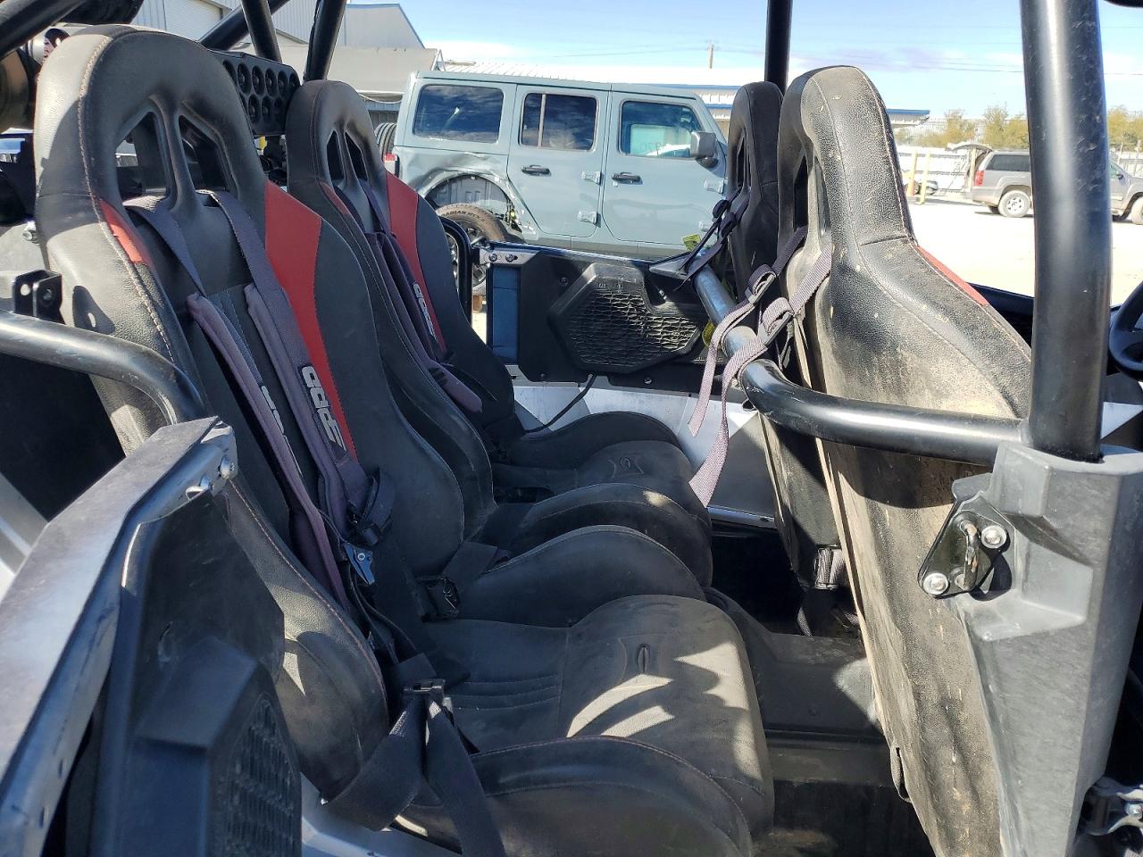 2018 POLARIS RZR UTILITY VEHICLE photo 6