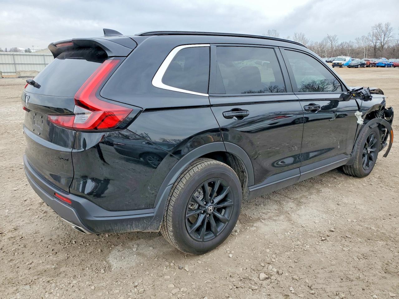 2025 HONDA CR-V SPORT photo 3