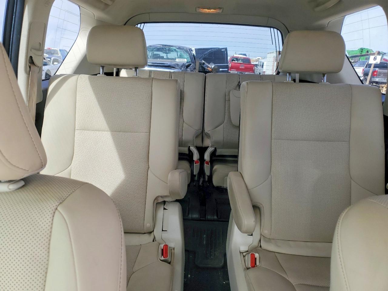 2020 LEXUS GX photo 10