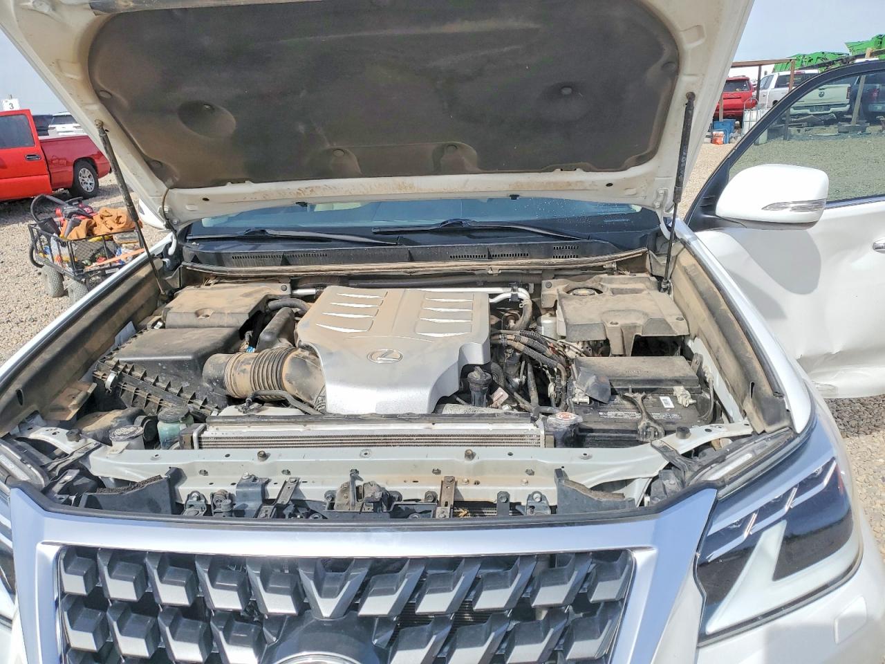 2020 LEXUS GX photo 12