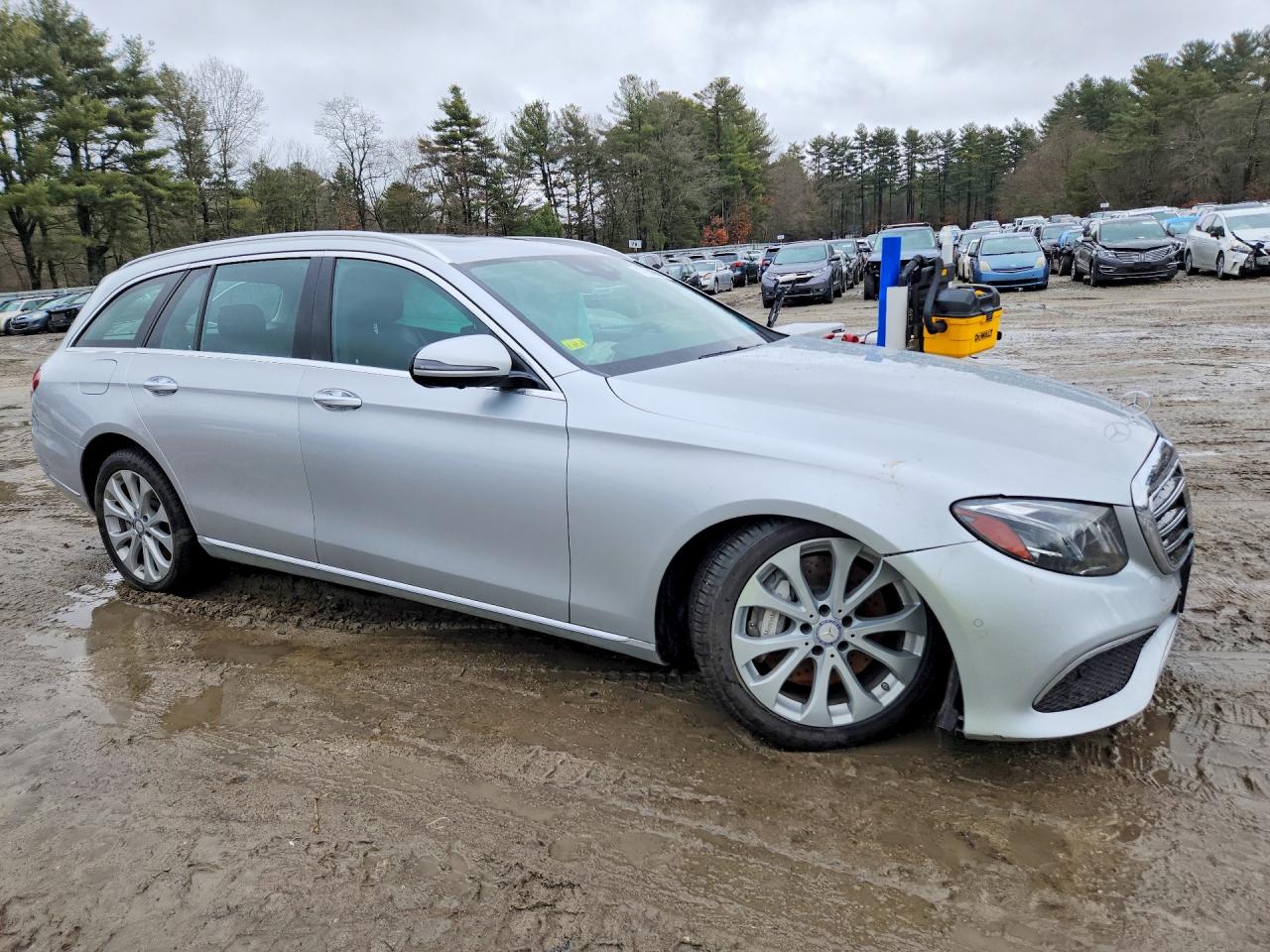 2017 MERCEDES-BENZ E 400 4MATIC photo 4