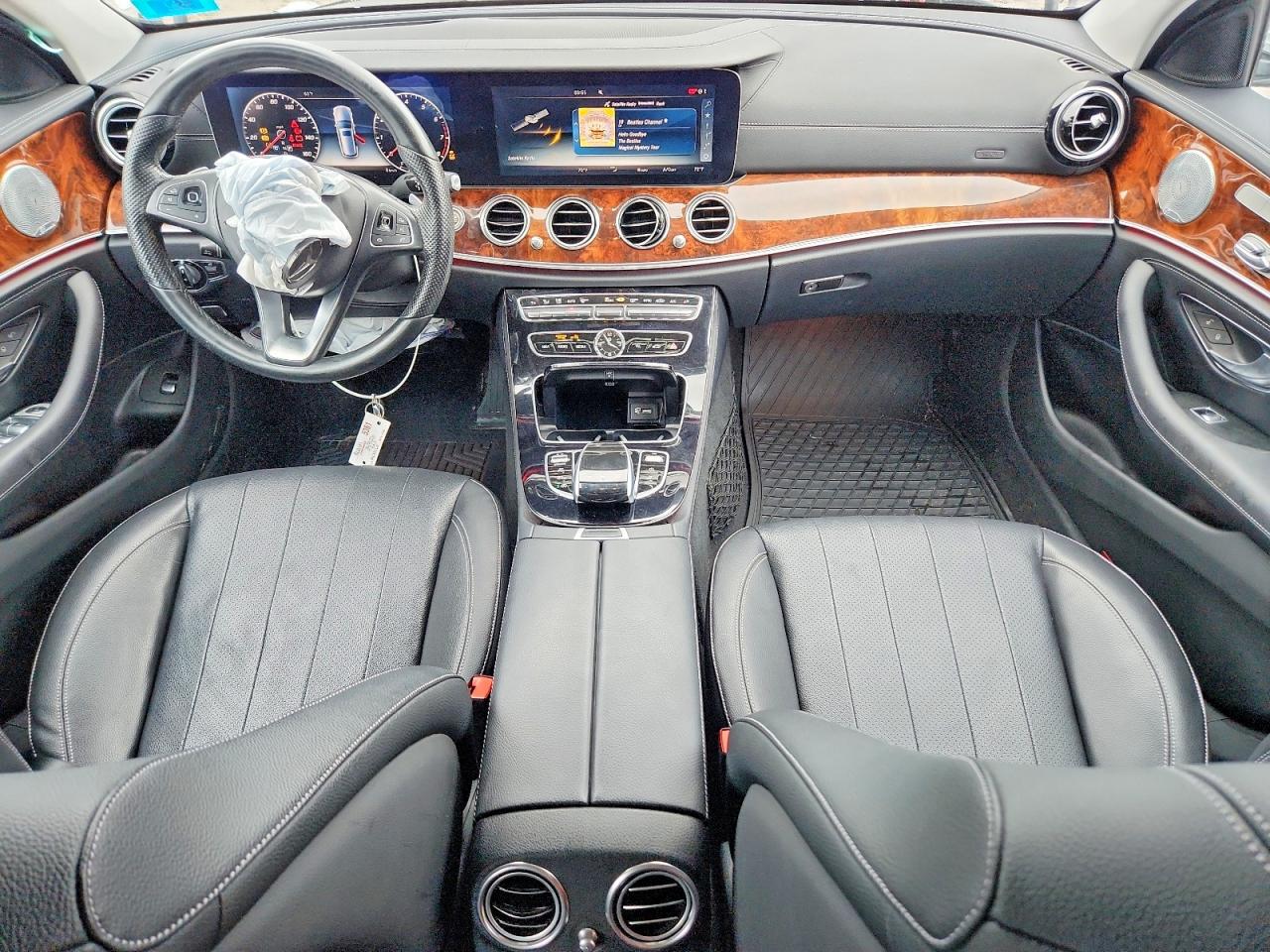 2017 MERCEDES-BENZ E 400 4MATIC photo 8