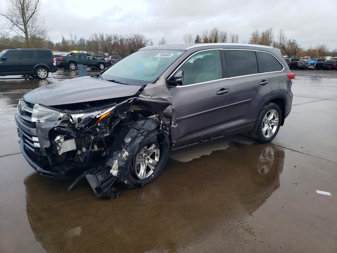 2017 TOYOTA HIGHLANDER
