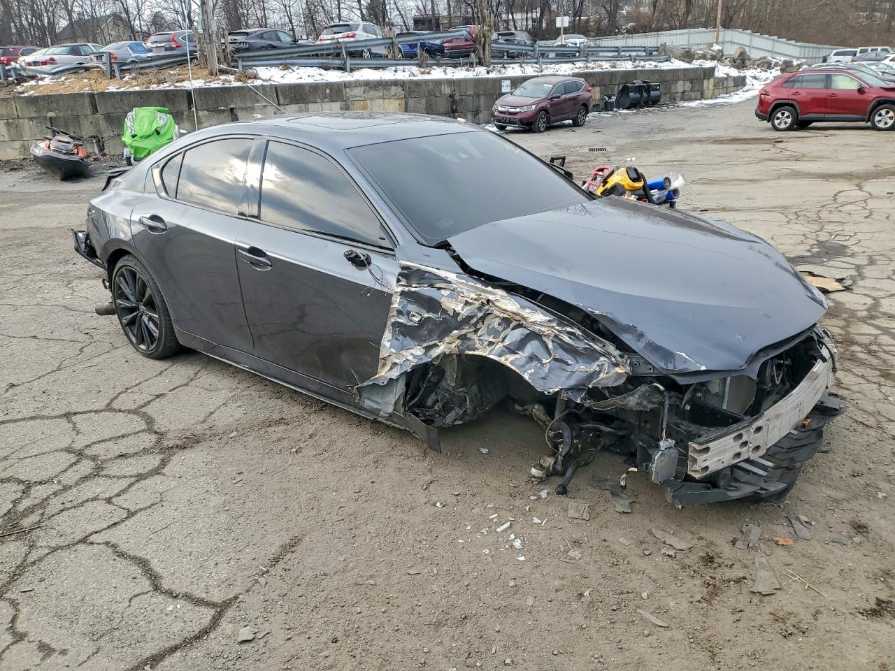 2022 LEXUS IS 350 F SPORT photo 4